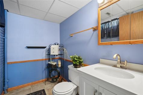 6525 Council Street NE Cedar Rapids IA 52402