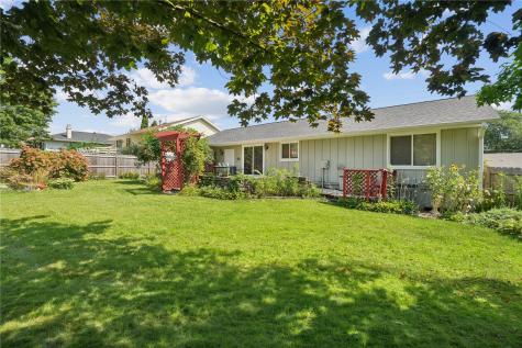 6525 Council Street NE Cedar Rapids IA 52402