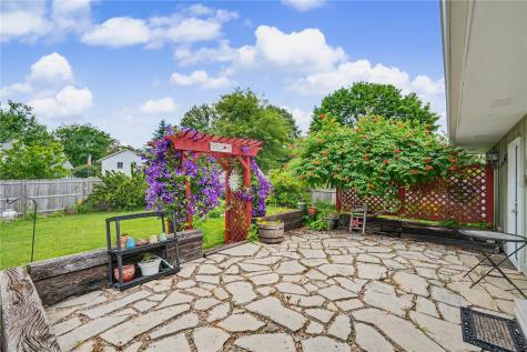 6525 Council Street NE Cedar Rapids IA 52402