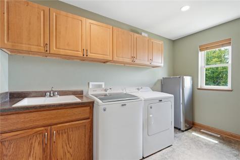 6205 Palmetto Cedar Rapids IA 52404