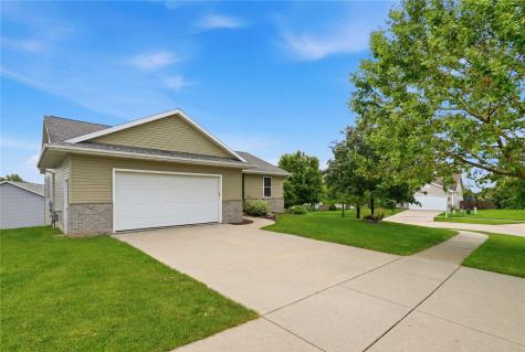 6205 Palmetto Cedar Rapids IA 52404