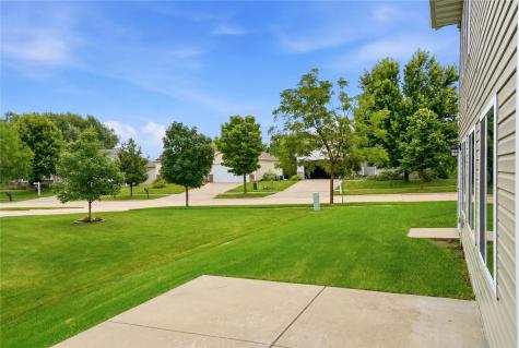 6205 Palmetto Cedar Rapids IA 52404