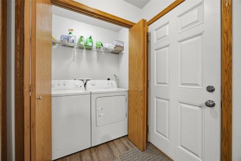250 S 21st Street Court Marion IA 52302