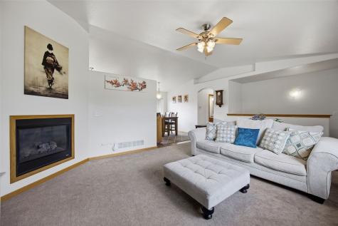 250 S 21st Street Court Marion IA 52302