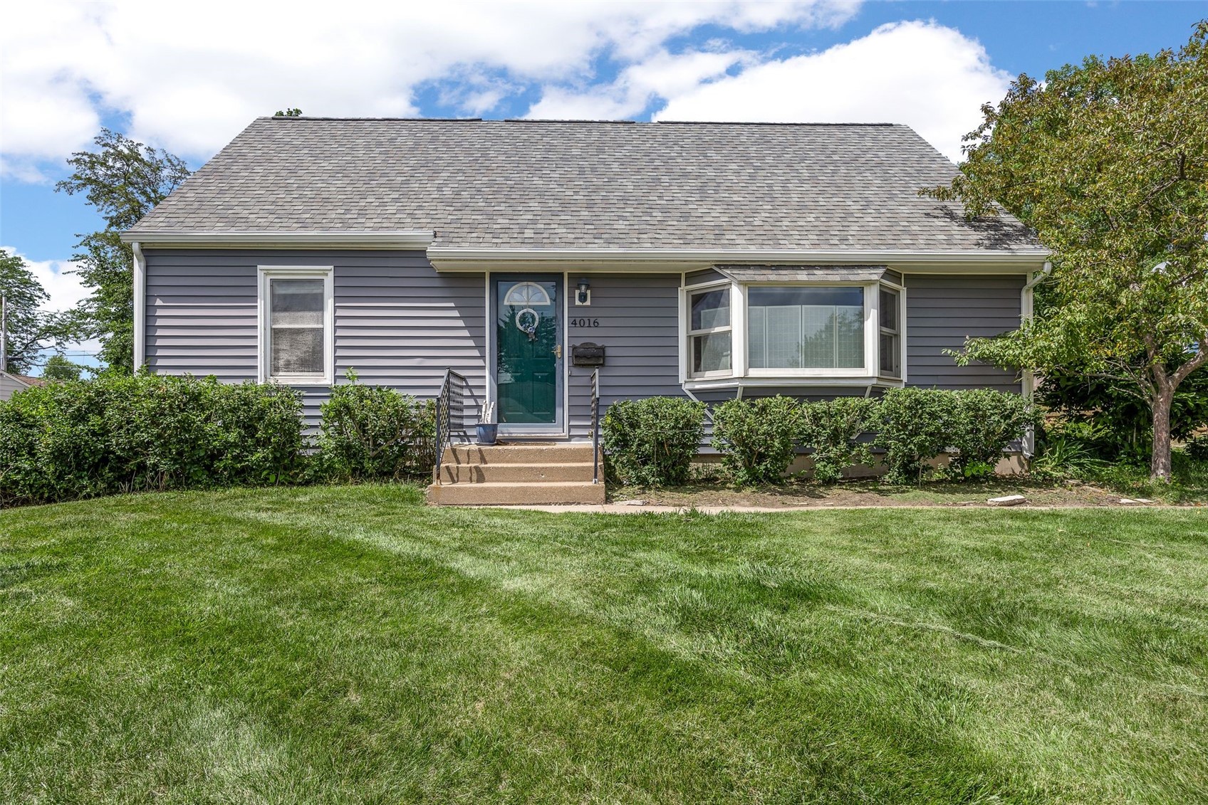4016 Vine Avenue SE Cedar Rapids IA 52403