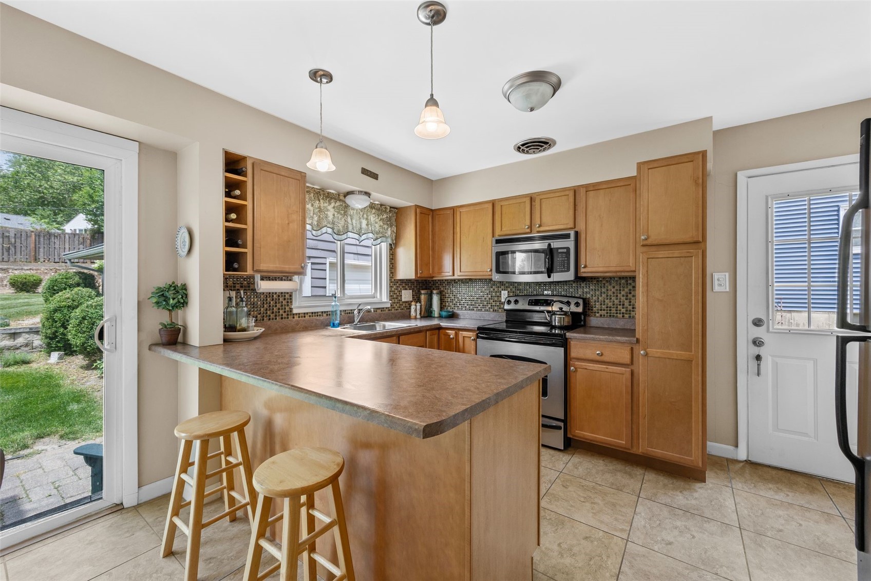 4016 Vine Avenue SE Cedar Rapids IA 52403