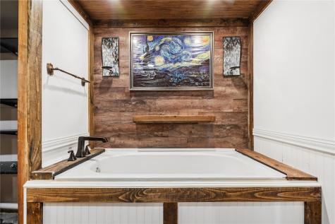 103 Viking Drive Vinton IA 52349