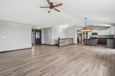 103 Viking Drive Vinton IA 52349