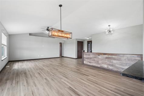 103 Viking Drive Vinton IA 52349