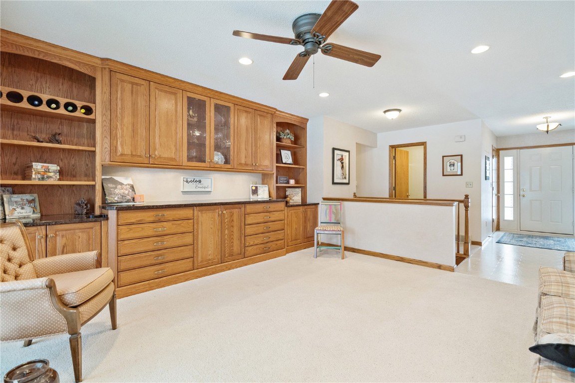7320 Hampshire Drive NE Cedar Rapids IA 52402