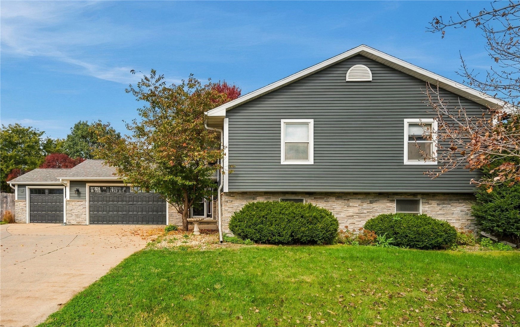 426 D Avenue W Walford IA 52351