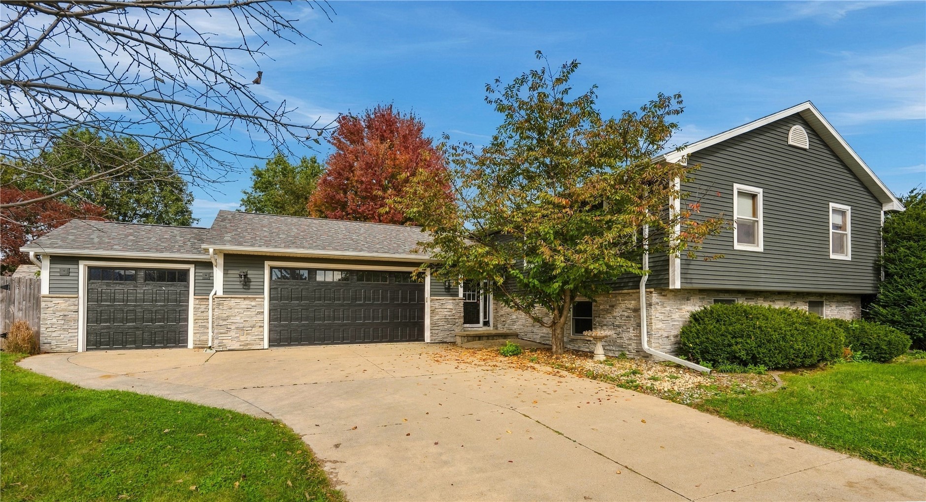 426 D Avenue W Walford IA 52351
