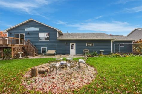 426 D Avenue W Walford IA 52351