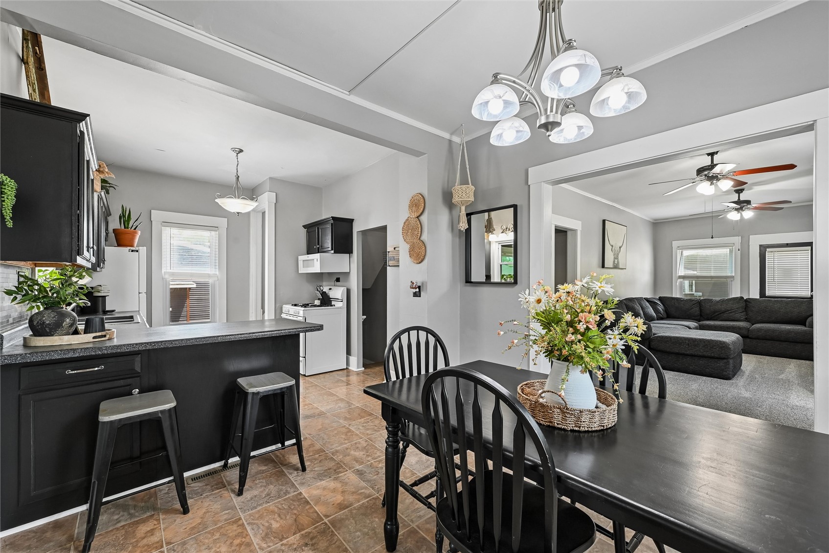 2700 3rd Avenue Marion IA 52302