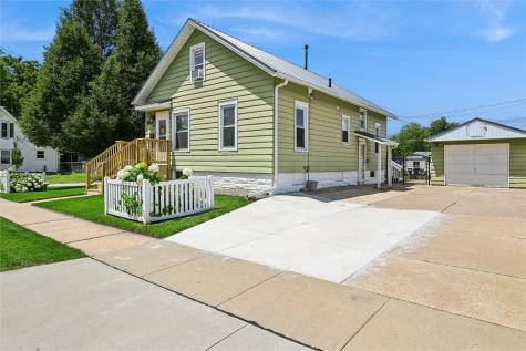 2700 3rd Avenue Marion IA 52302