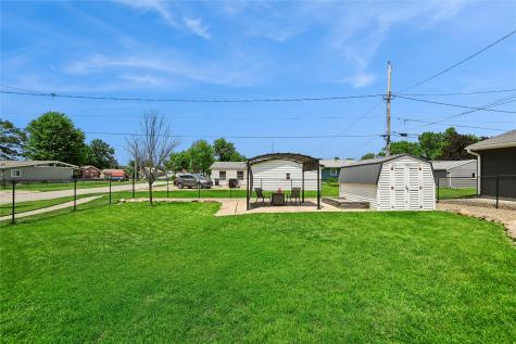 2700 3rd Avenue Marion IA 52302