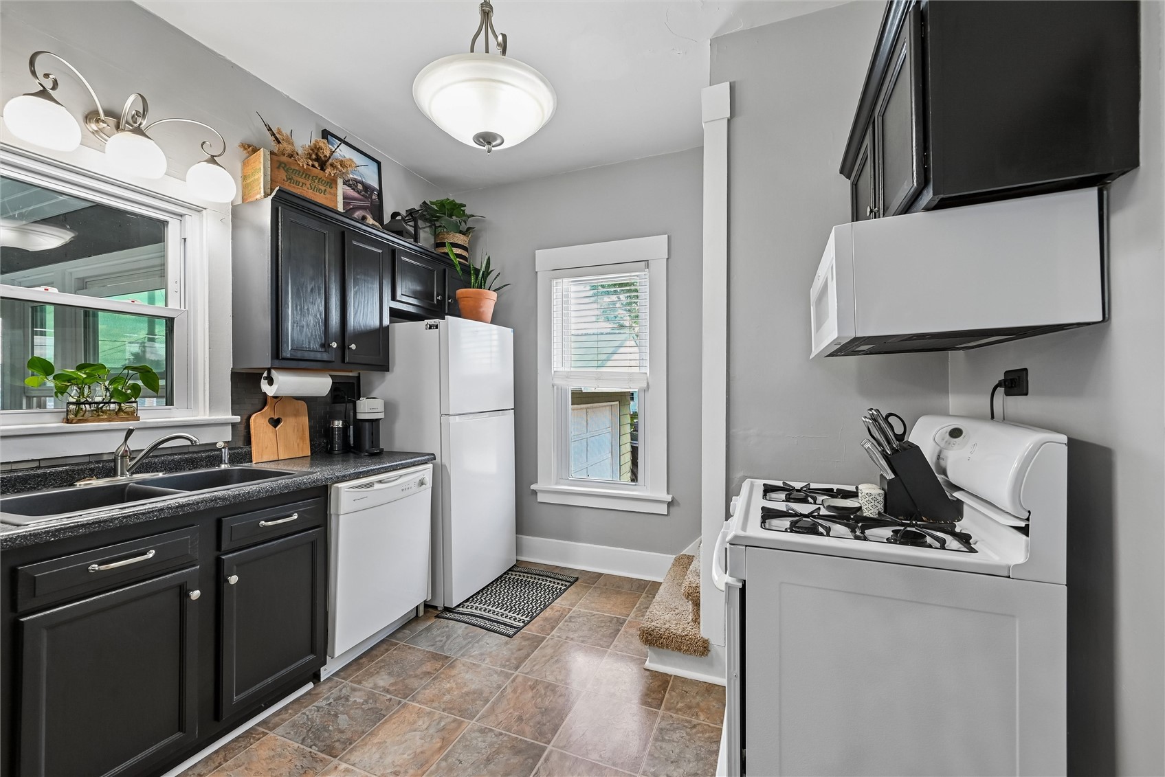 2700 3rd Avenue Marion IA 52302