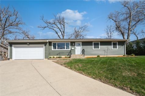 3608 Terrace Hill Drive NE Cedar Rapids IA 52402