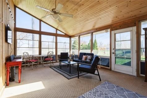 3608 Terrace Hill Drive NE Cedar Rapids IA 52402