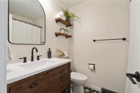 3608 Terrace Hill Drive NE Cedar Rapids IA 52402