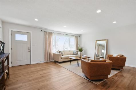 3608 Terrace Hill Drive NE Cedar Rapids IA 52402