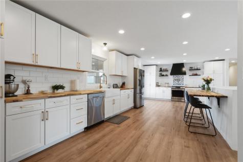 3608 Terrace Hill Drive NE Cedar Rapids IA 52402