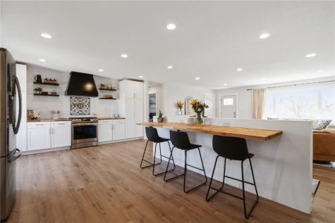 3608 Terrace Hill Drive NE Cedar Rapids IA 52402