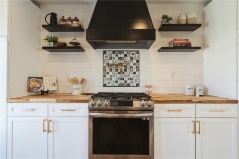 3608 Terrace Hill Drive NE Cedar Rapids IA 52402