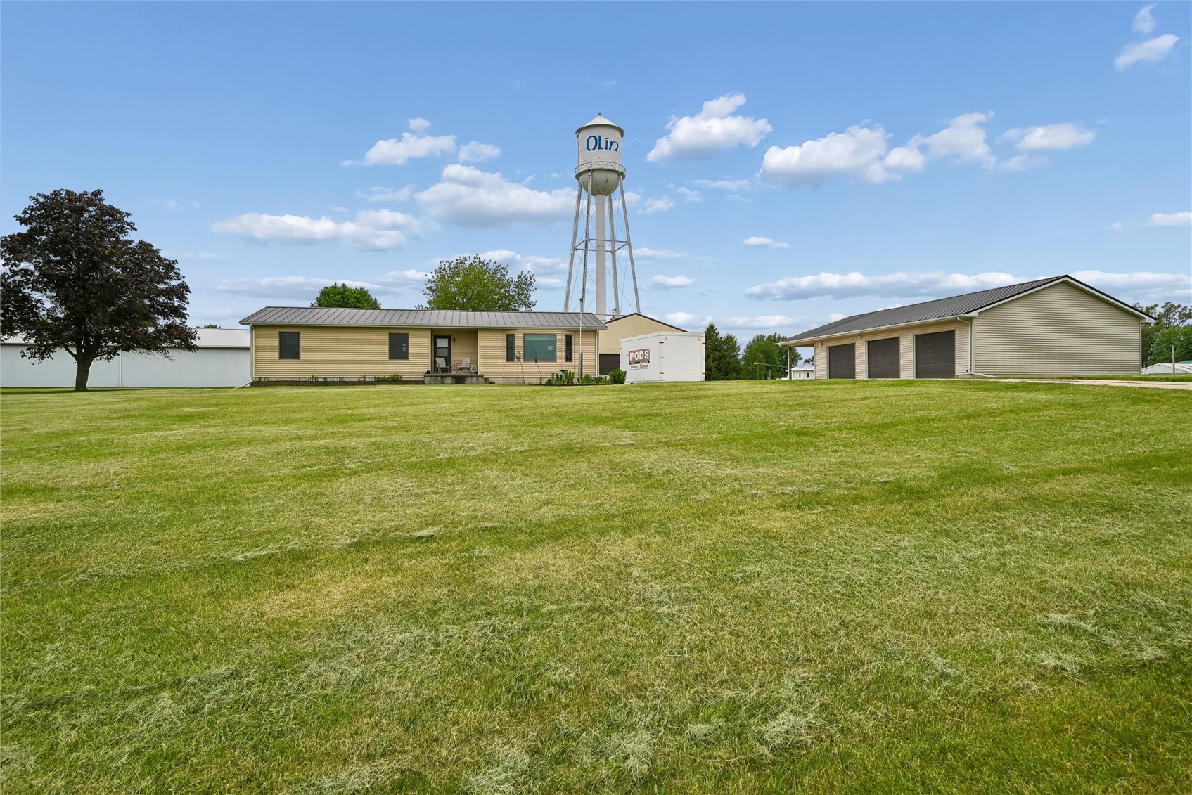 201 Union Street Olin IA 52320