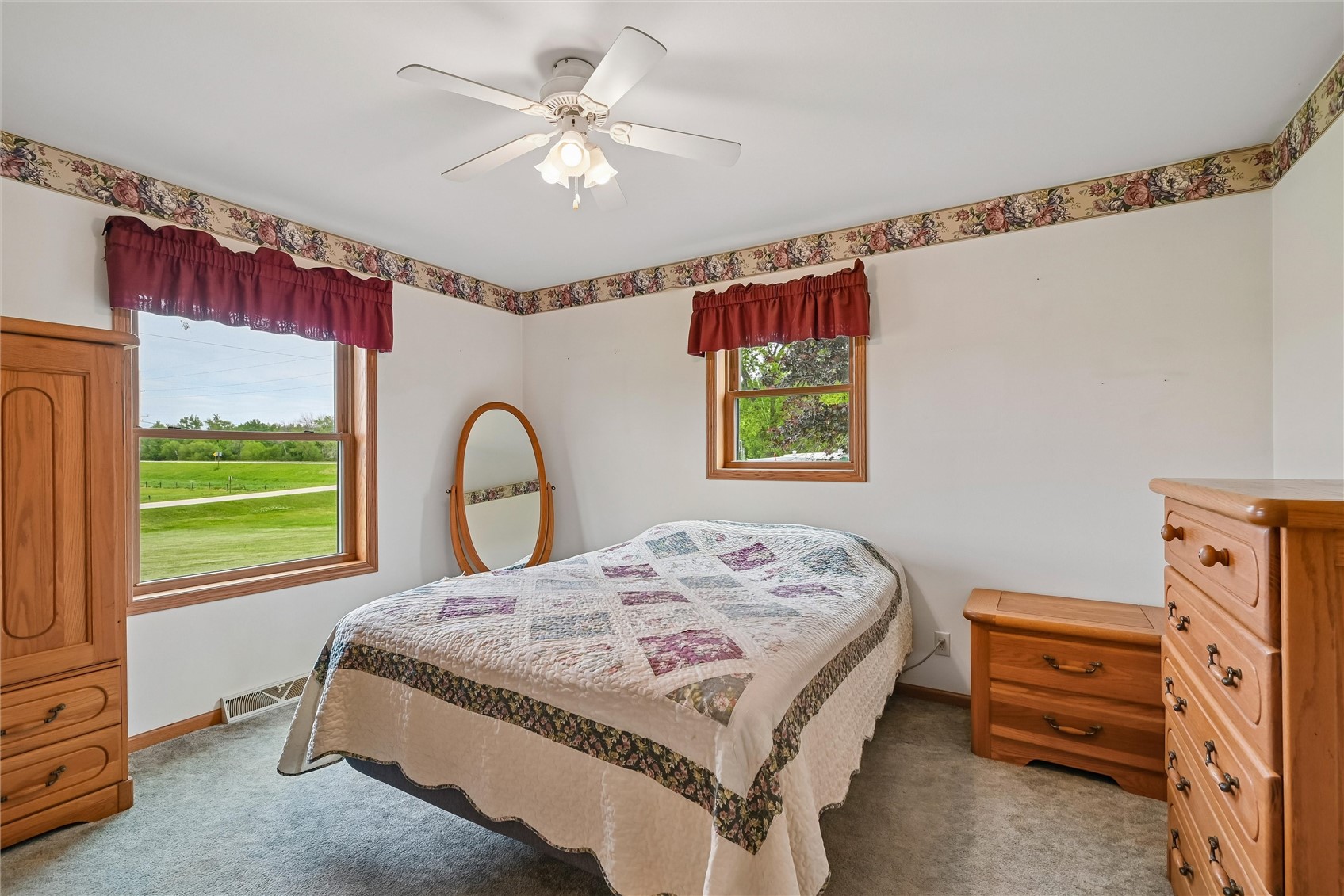201 Union Street Olin IA 52320