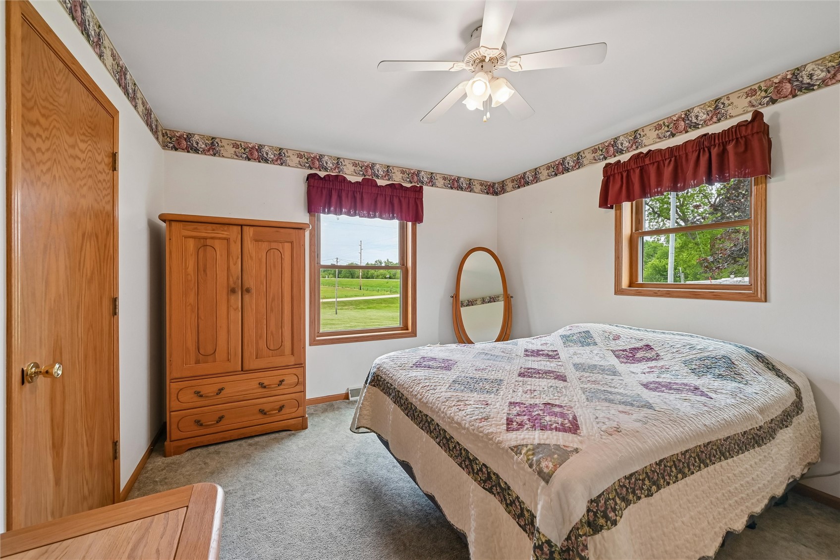 201 Union Street Olin IA 52320