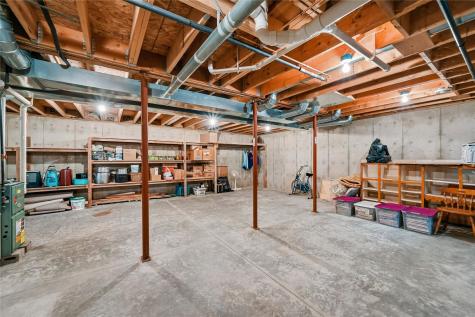 201 Union Street Olin IA 52320