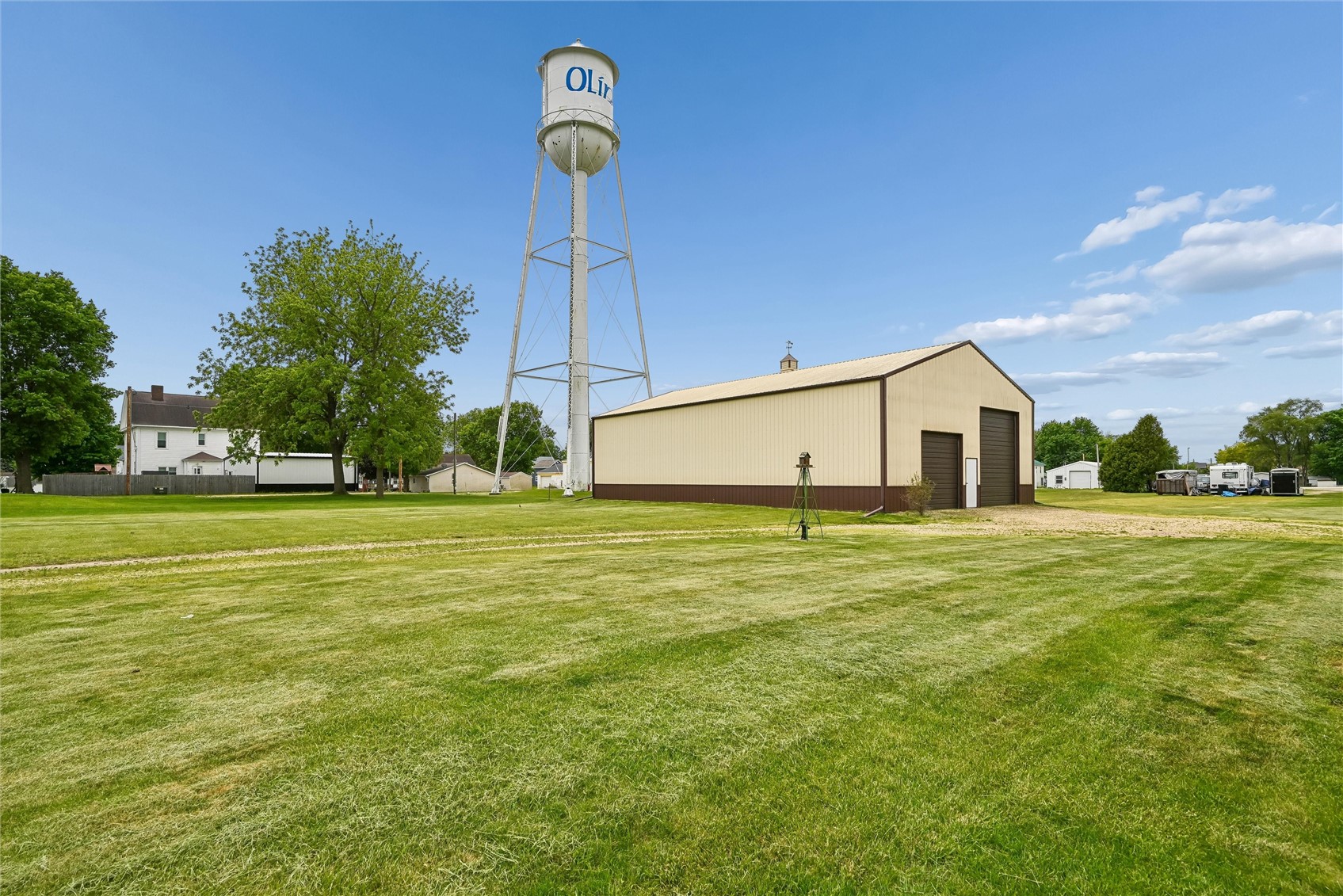 201 Union Street Olin IA 52320