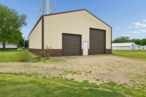 201 Union Street Olin IA 52320