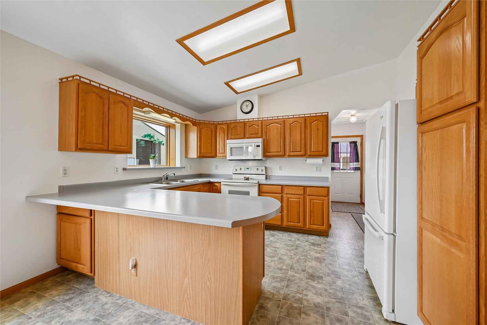 201 Union Street Olin IA 52320