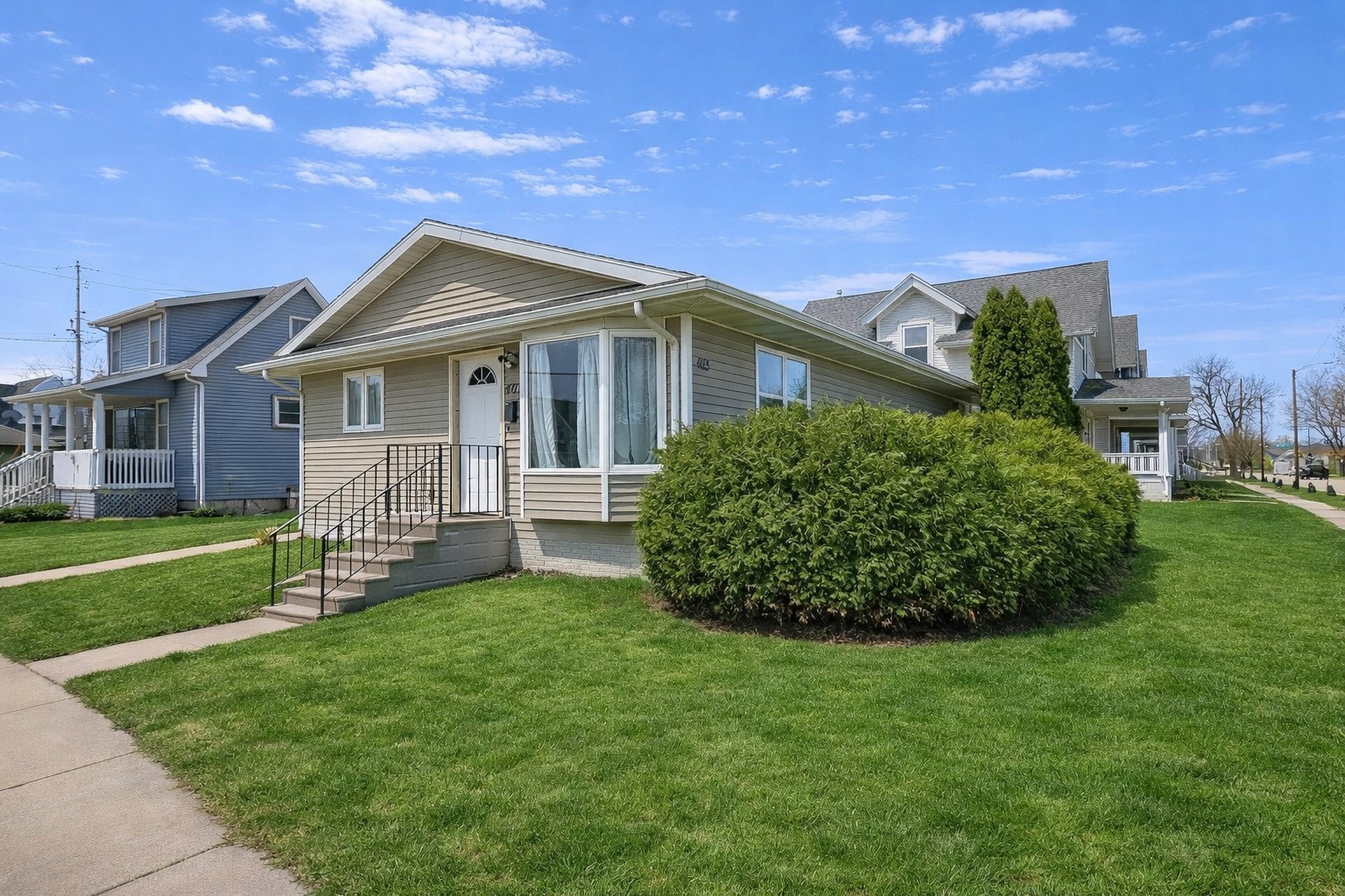 403 8th Avenue SW Cedar Rapids IA 52404