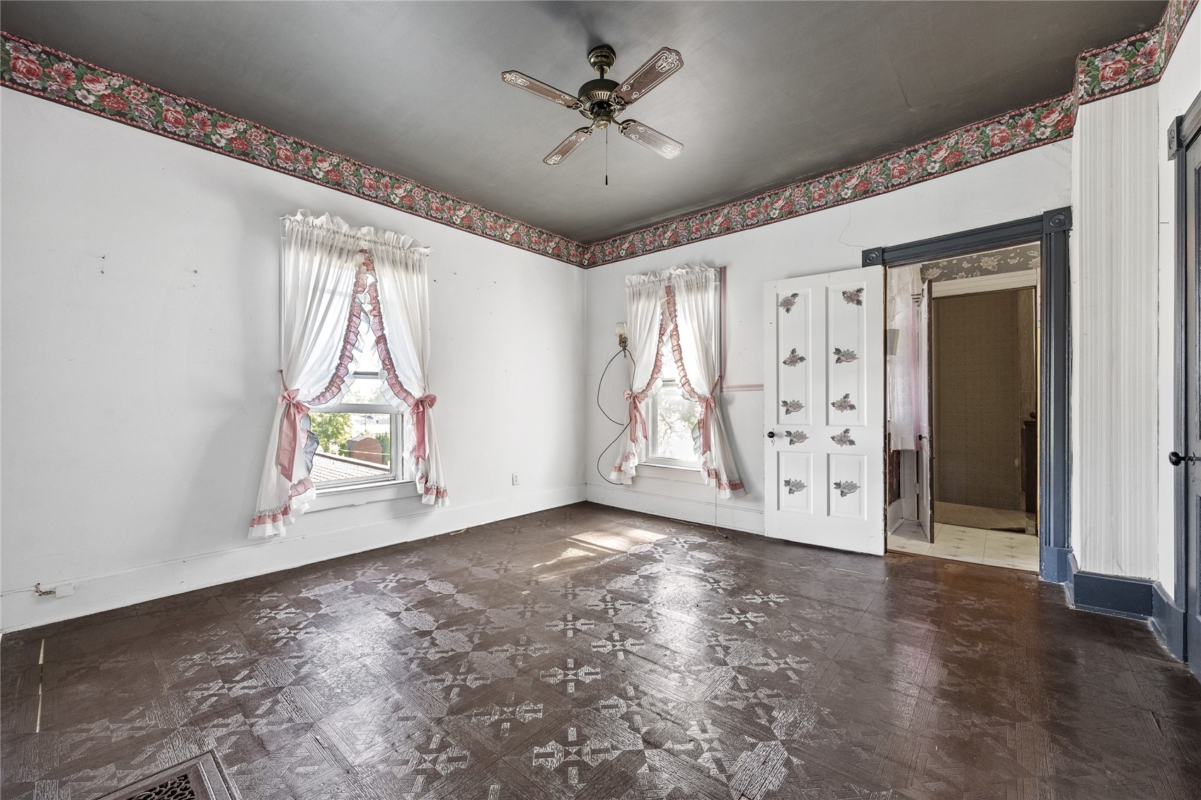 910 Meridian Tipton IA 52772
