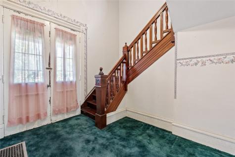 910 Meridian Tipton IA 52772