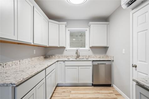 127 S Monroe Street Lisbon IA 52253