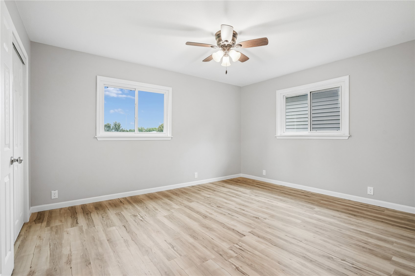 127 S Monroe Street Lisbon IA 52253