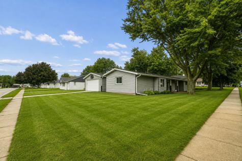 127 S Monroe Street Lisbon IA 52253