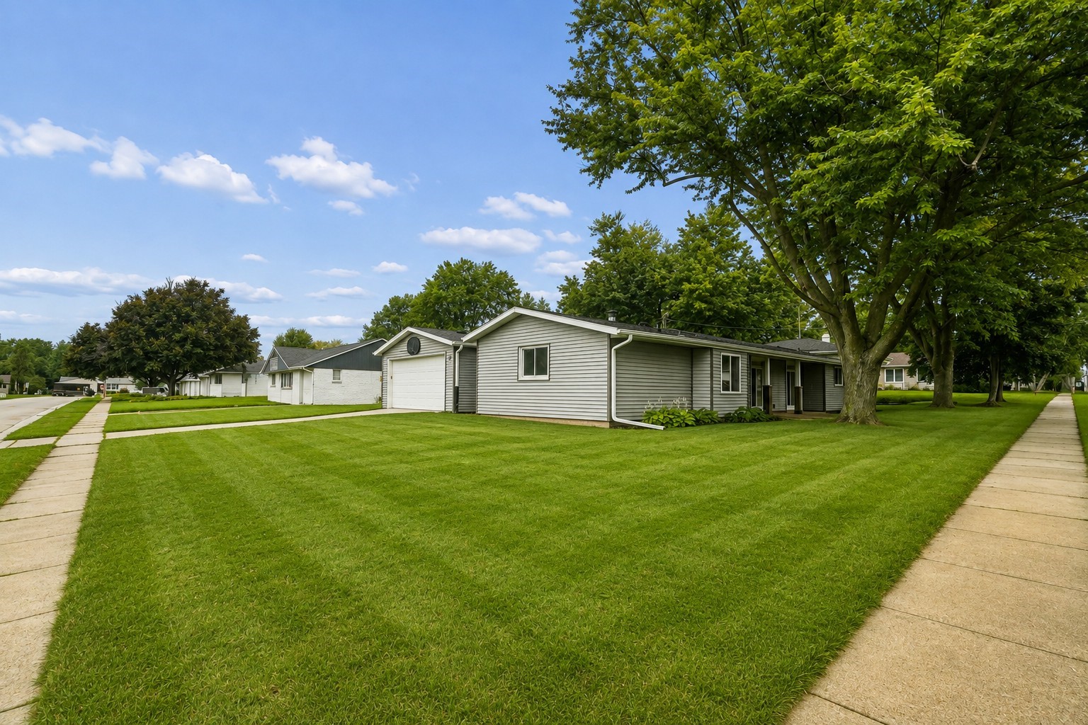 127 S Monroe Street Lisbon IA 52253