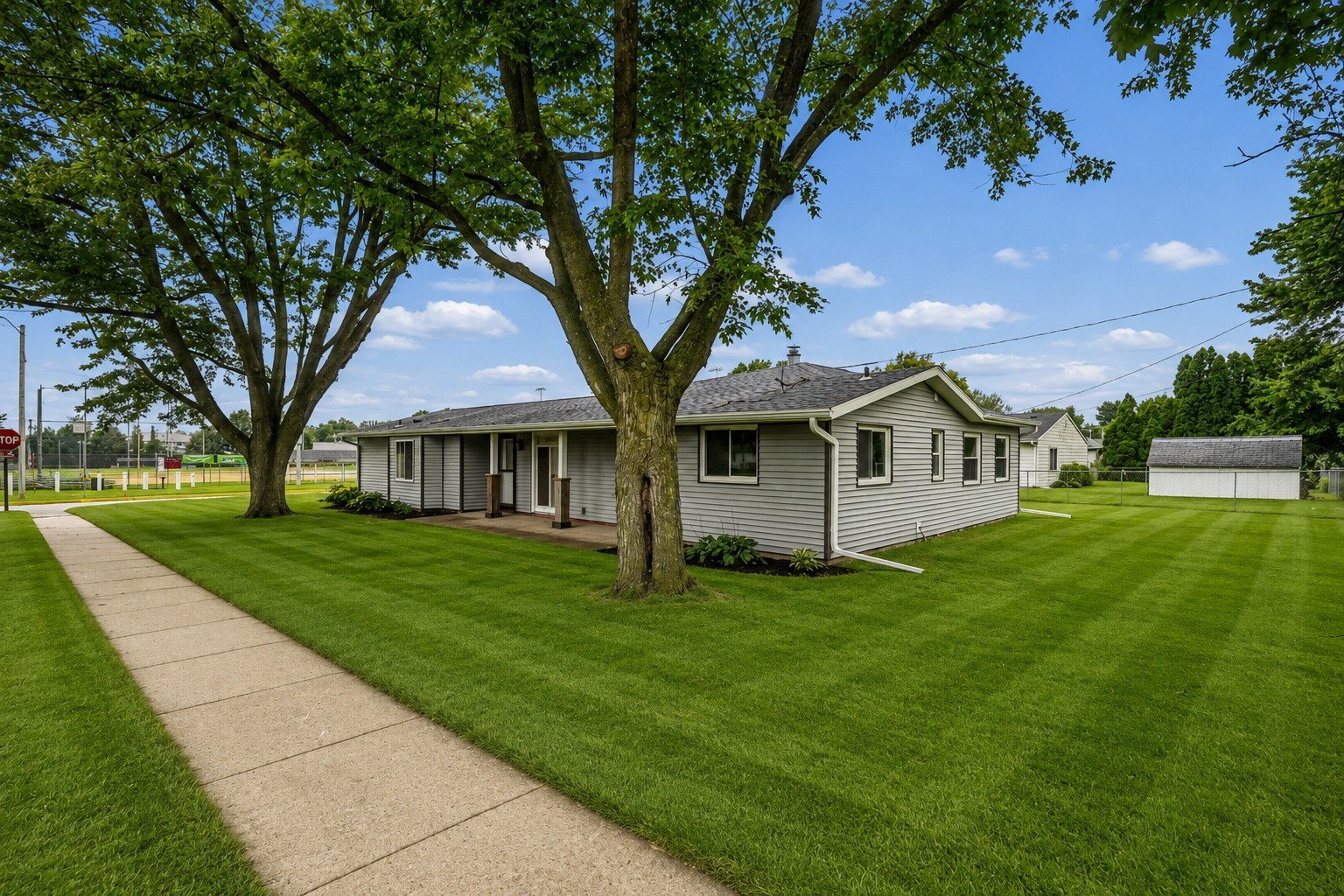 127 S Monroe Street Lisbon IA 52253