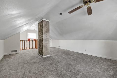 1960 2nd Avenue SE Cedar Rapids IA 52403