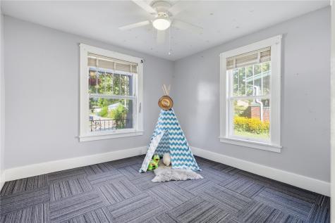 805 Oak Street Muscatine IA 52761