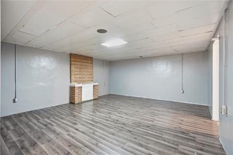 805 Oak Street Muscatine IA 52761