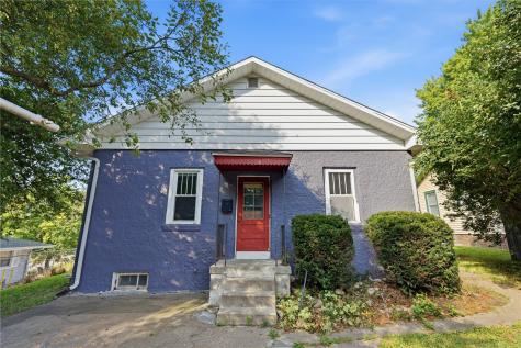 805 Oak Street Muscatine IA 52761