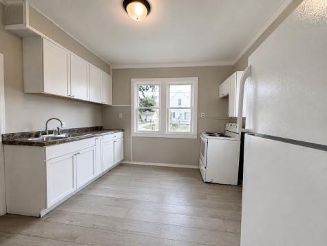 1221 B Avenue NW Cedar Rapids IA 52405