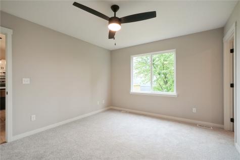 1901 Holly Meadow Avenue SW Cedar Rapids IA 52404