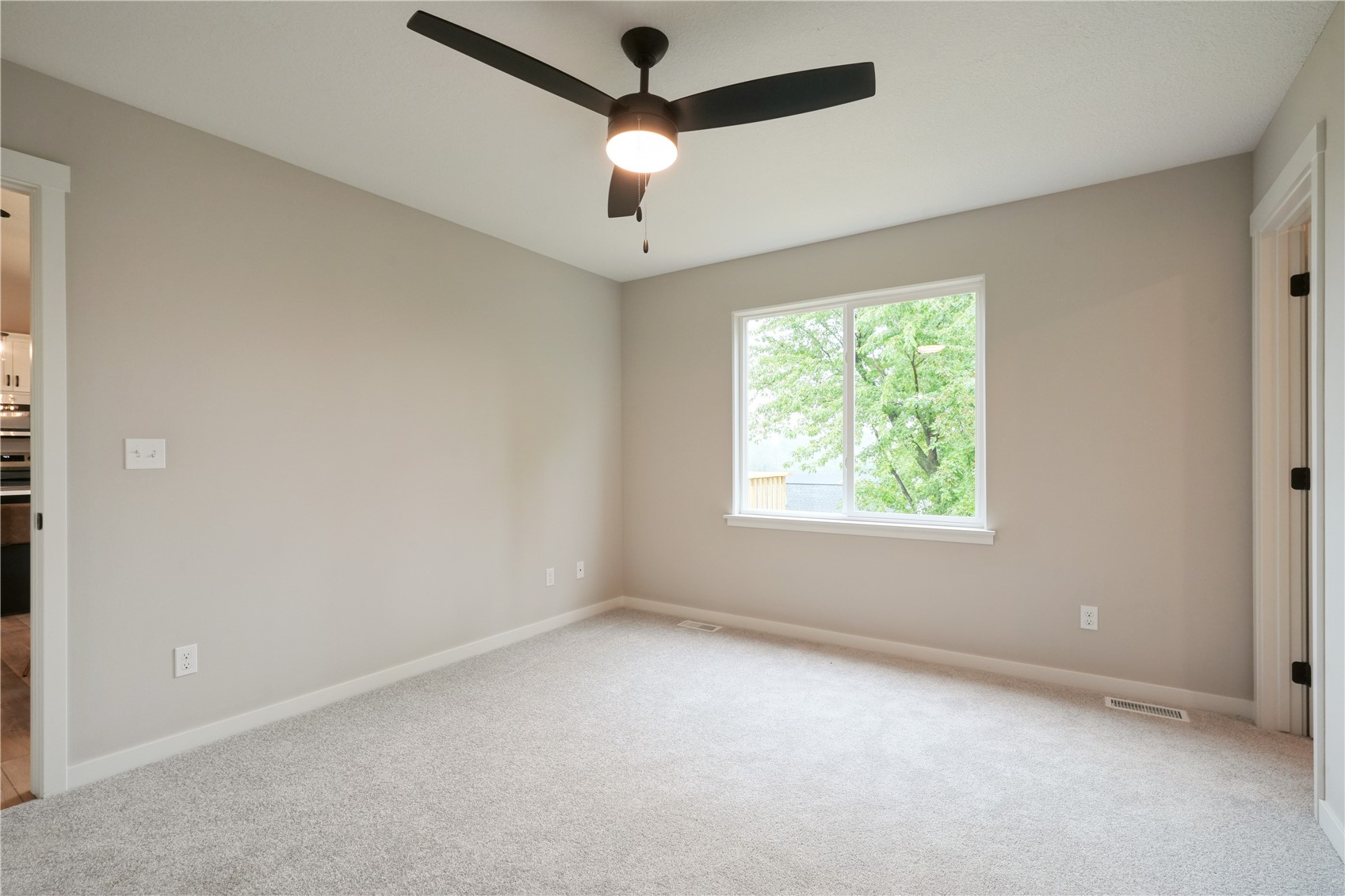1901 Holly Meadow Avenue SW Cedar Rapids IA 52404